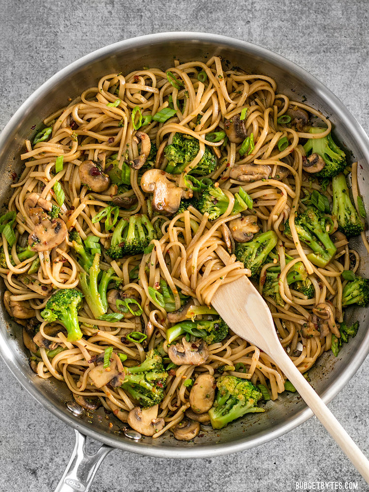 
                  
                    Load image into Gallery viewer, Simple Mushroom and Broccoli Stir Fry
                  
                